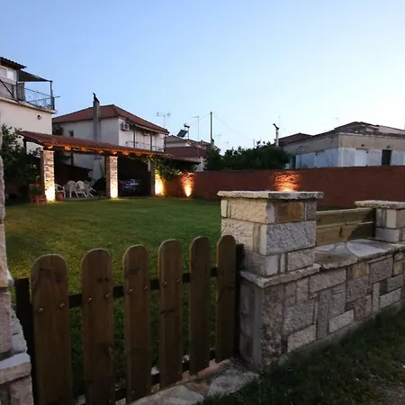 Chara Host 度假居 *