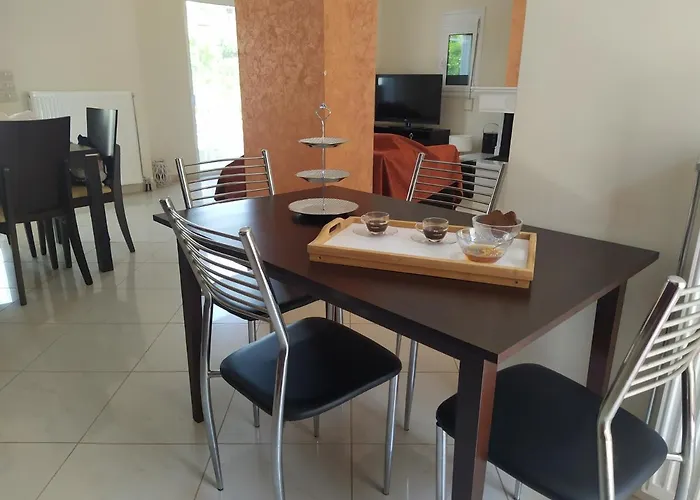 Chara Host Hébergement de vacances